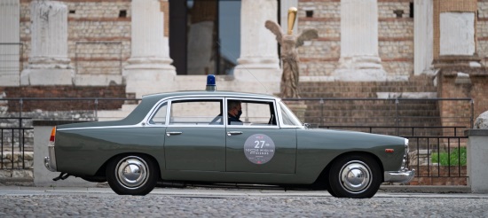 giulia grigio verde polizia