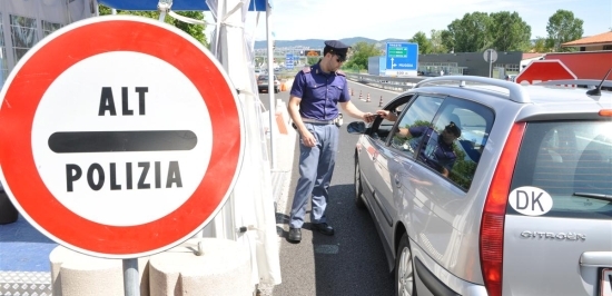 Controlli della polizia di frontiera