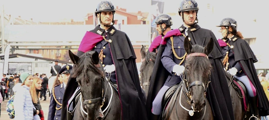 polizia a cavallo